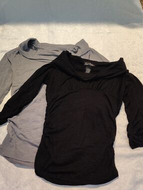 Bundle- Grey & Black Off-Shoulder Three-Quarter Sleeve Susie Rose Tops